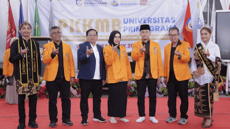 Sambut Mahasiswa Baru di PKKMB, UPG Tekankan Karakter dan Integritas Sejak Hari Pertama - biem.co