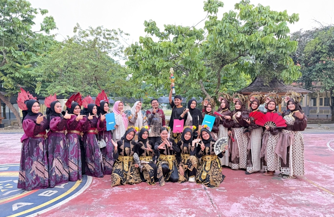 Mahasiswa PGSD UPG Borong Juara pada Pagelaran Seni Mahasiswa Se-Kota Serang di Uniba - biem.co