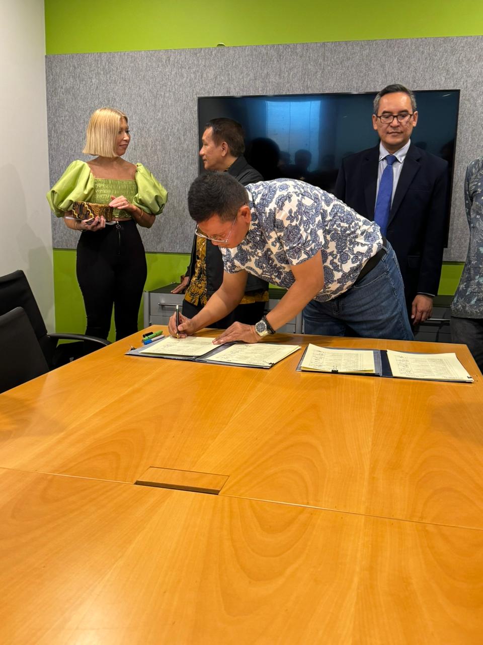 MOU MONASH UNIVERSITY 